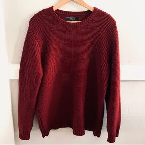 Maroon sweater